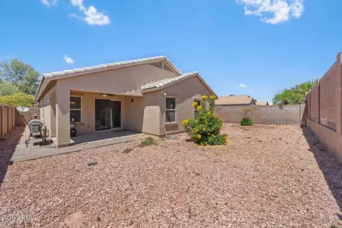 Exterior - 2159 E Stacey Rd, Gilbert, AZ 85298 photo 2 of 7