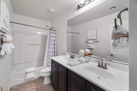 Bath - 2159 E Stacey Rd, Gilbert, AZ 85298 photo 1 of 2