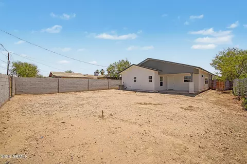Exterior - 1110 E Pierce St, Phoenix, AZ 85006 photo 1 of 4