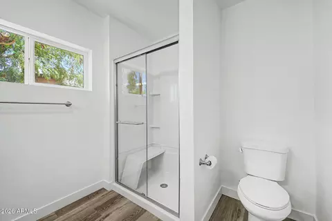 Bath - 1110 E Pierce St, Phoenix, AZ 85006 photo 3 of 3