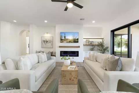 Living - 4108 E Lafayette Ave, Gilbert, AZ 85298 photo 1 of 4