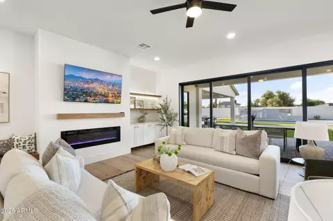 Living - 4108 E Lafayette Ave, Gilbert, AZ 85298 photo 2 of 4