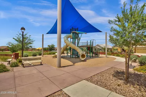 View/Area - 4132 E Jones St, Gilbert, AZ 85295 photo 3 of 7