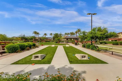View/Area - 4132 E Jones St, Gilbert, AZ 85295 photo 5 of 7