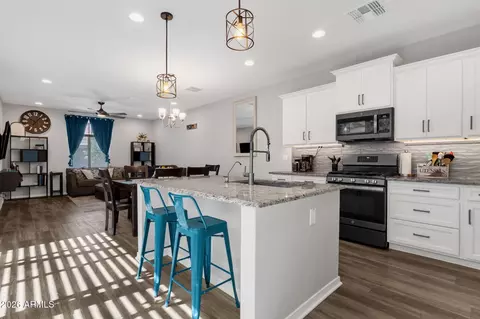 Kitchen - 4132 E Jones St, Gilbert, AZ 85295 photo 3 of 5