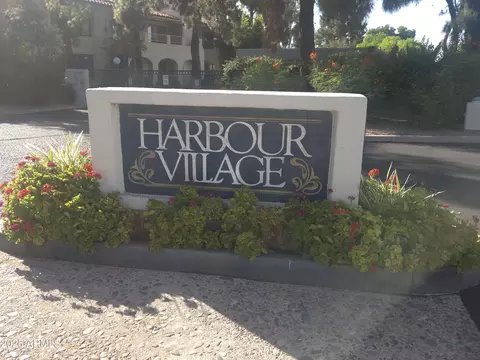 5200 S Lakeshore Dr #109, Tempe, AZ 85283