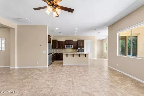 Living - 2827 E Muirfield St, Gilbert, AZ 85298 photo 3 of 11