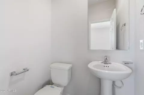 Entry Way - 5437 W Albeniz Pl, Phoenix, AZ 85043 photo 6 of 6