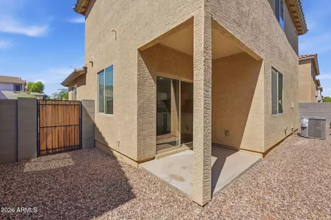 Exterior - 5437 W Albeniz Pl, Phoenix, AZ 85043 photo 2 of 4