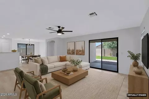 3770 W Yellow Peak Dr, San Tan Valley, AZ 85142