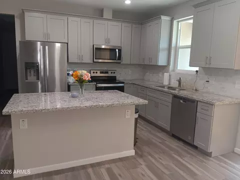 Kitchen - 11530 E 4th Ave, Apache Junction, AZ 85120 photo 2 of 3