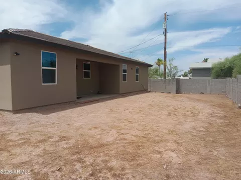 Exterior - 11530 E 4th Ave, Apache Junction, AZ 85120 photo 3 of 5