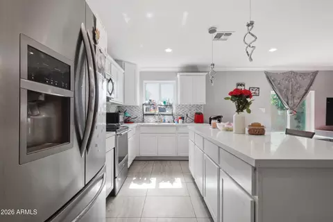 Kitchen - 1911 E Harvard St, Phoenix, AZ 85006 photo 1 of 2