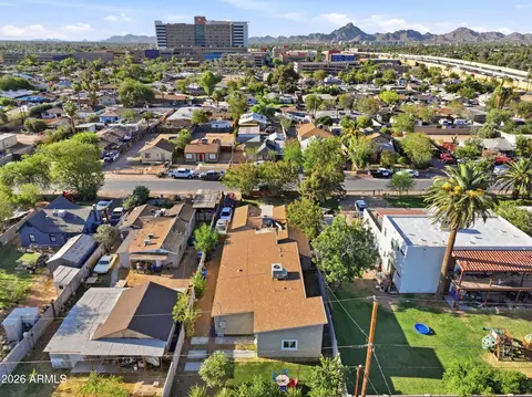 View/Area - 1911 E Harvard St, Phoenix, AZ 85006 photo 2 of 3