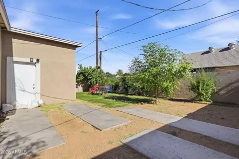 Exterior - 1911 E Harvard St, Phoenix, AZ 85006 photo 2 of 3