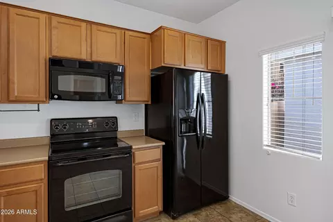 Kitchen - 4774 E Laurel Ct, Gilbert, AZ 85234 photo 3 of 3