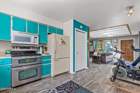 Kitchen - 792 Comanche --, Flagstaff, AZ 86005 photo 2 of 2