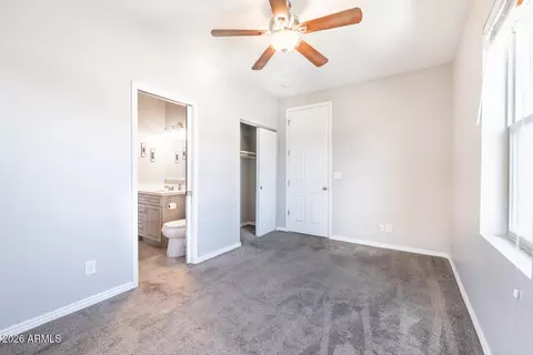Bedroom - 2919 E Monroe St, Phoenix, AZ 85034 photo 3 of 11