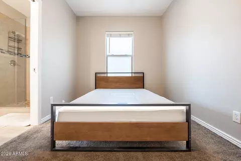 Bedroom - 2919 E Monroe St, Phoenix, AZ 85034 photo 5 of 11