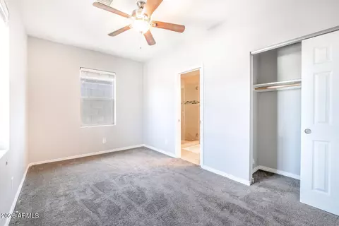 Bedroom - 2919 E Monroe St, Phoenix, AZ 85034 photo 1 of 11