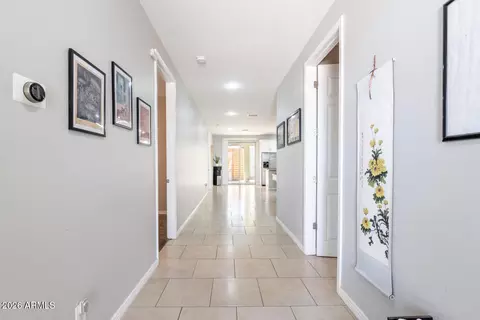Entry Way - 2919 E Monroe St, Phoenix, AZ 85034 photo 2 of 5