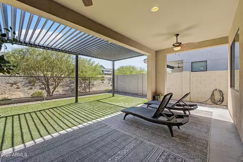 Exterior - 937 E La Mirada Dr, Phoenix, AZ 85042 photo 6 of 11