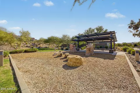 Exterior - 937 E La Mirada Dr, Phoenix, AZ 85042 photo 10 of 11