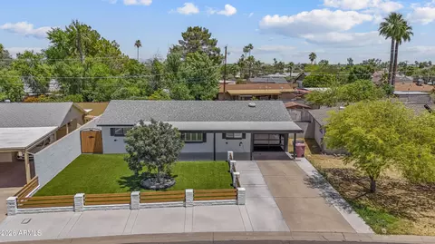 2827 N 69th Pl, Scottsdale, AZ 85257