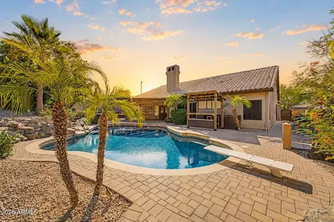 1247 E Friess Dr, Phoenix, AZ 85022