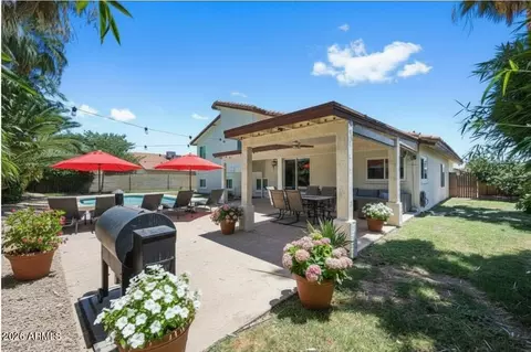 Exterior - 4402 E Vista Dr, Phoenix, AZ 85032 photo 5 of 10