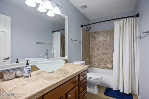 Bath - 4402 E Vista Dr, Phoenix, AZ 85032 photo 4 of 4