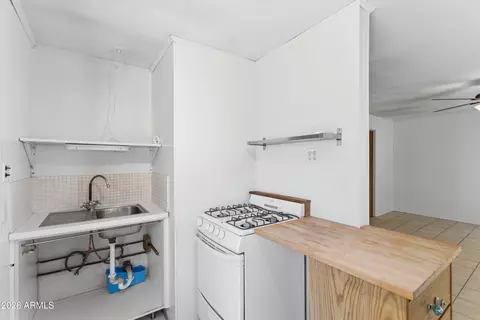 Kitchen - 1130 E Colter St, Phoenix, AZ 85014 photo 4 of 4