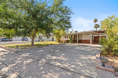 Exterior - 1130 E Colter St, Phoenix, AZ 85014 photo 3 of 7