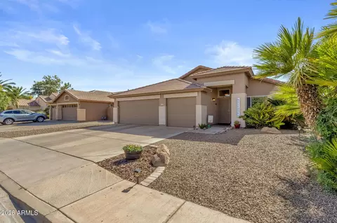 672 N Bridlegate Dr, Gilbert, AZ 85234