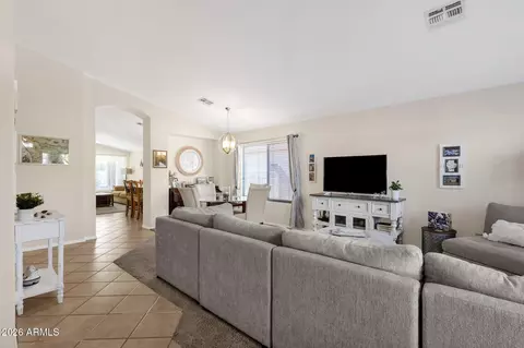 Living - 672 N Bridlegate Dr, Gilbert, AZ 85234 photo 3 of 4