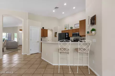 Kitchen - 672 N Bridlegate Dr, Gilbert, AZ 85234 photo 1 of 6