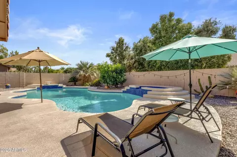 Exterior - 672 N Bridlegate Dr, Gilbert, AZ 85234 photo 5 of 10