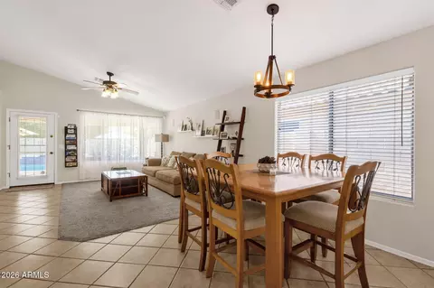 Dining - 672 N Bridlegate Dr, Gilbert, AZ 85234 photo 2 of 3
