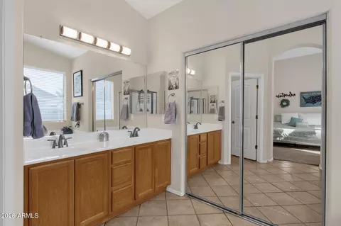 Bath - 672 N Bridlegate Dr, Gilbert, AZ 85234 photo 1 of 4