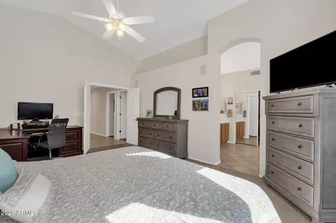 Bedroom - 672 N Bridlegate Dr, Gilbert, AZ 85234 photo 3 of 5
