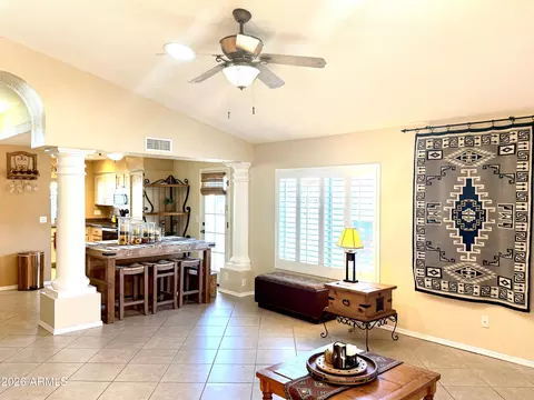 Living - 911 E Annette Dr, Phoenix, AZ 85022 photo 3 of 3