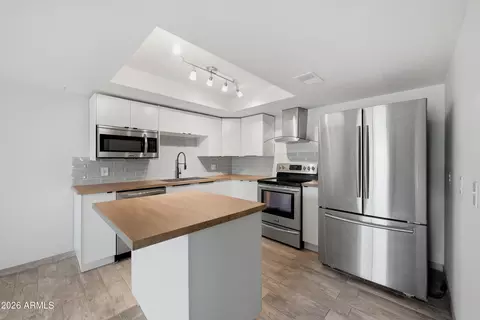 7940 E Camelback Rd #210, Scottsdale, AZ 85251