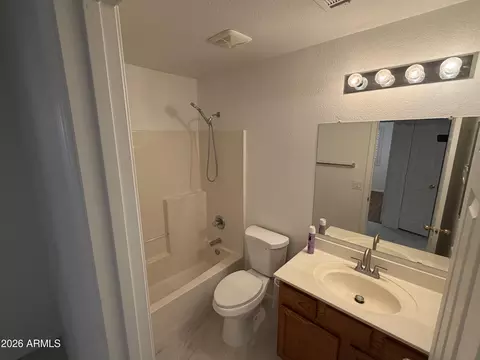 Bath - 735 W Aviary Way, Gilbert, AZ 85233 photo 2 of 2