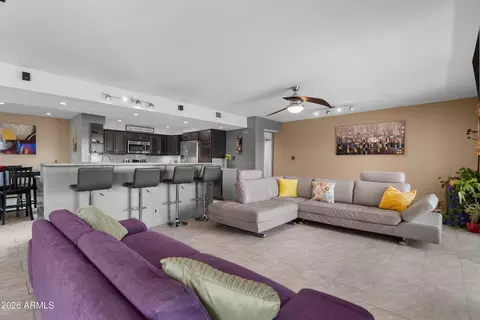 7940 E Camelback Rd #411, Scottsdale, AZ 85251