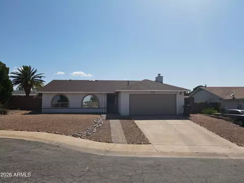831 N Buckhorn Pl, Sierra Vista, AZ 85635
