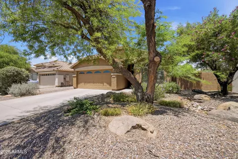 Exterior - 3840 E Wyatt Way, Gilbert, AZ 85297 photo 2 of 7