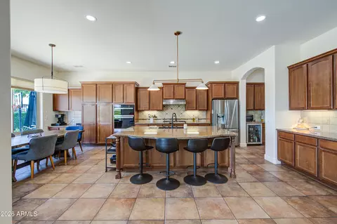 Kitchen - 4136 E Woodside Way, Gilbert, AZ 85297 photo 2 of 5