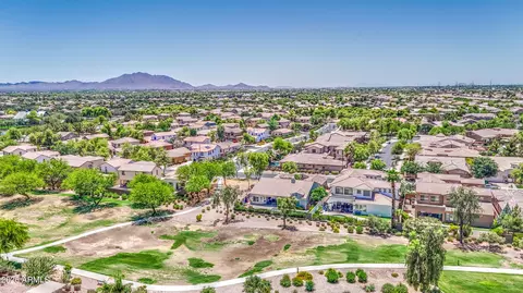 View/Area - 4136 E Woodside Way, Gilbert, AZ 85297 photo 5 of 12