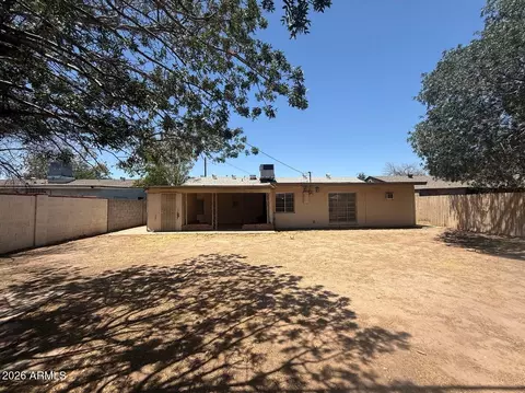 Exterior - 5131 N 20th Ave, Phoenix, AZ 85015 photo 3 of 4
