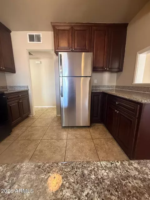 Kitchen - 5131 N 20th Ave, Phoenix, AZ 85015 photo 2 of 2